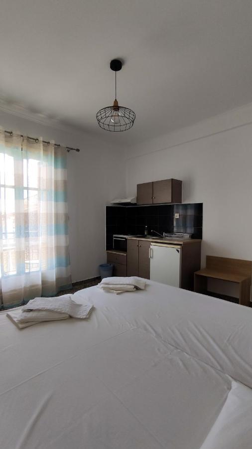 Xenia'S Rooms Parga Exterior photo